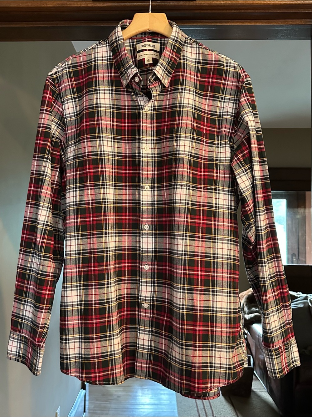 Goodthreads Men’s Red Plaid Button-Down Shirt, XL